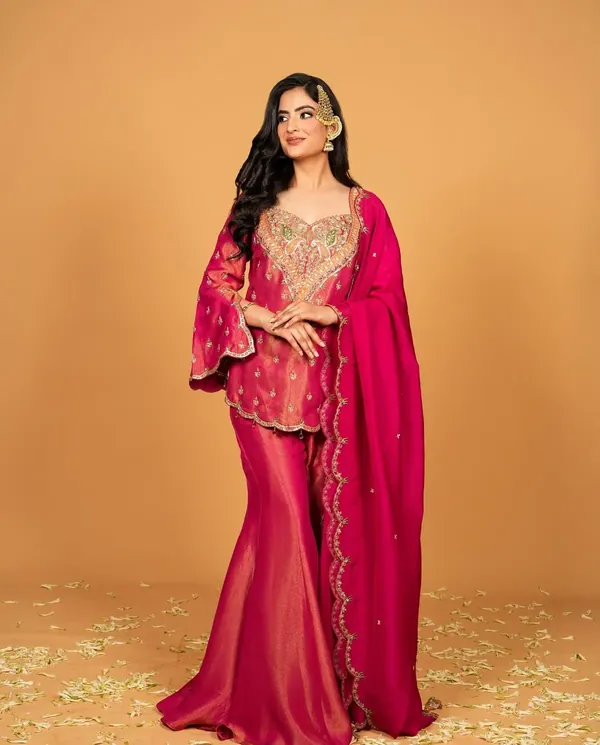 Wholesale sharara sets in embroidered and printed fabrics